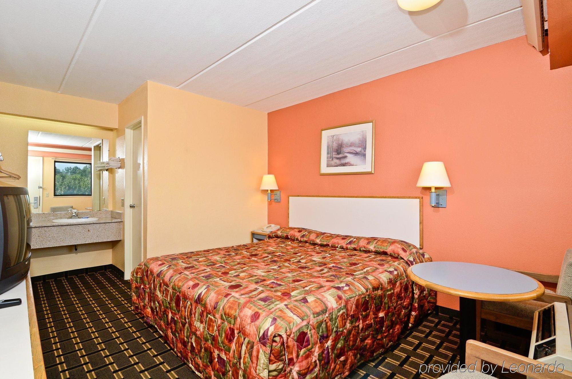 Fair View Inn & Suites Memphis Room photo